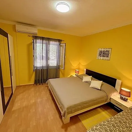 By The Sea Barbat, Rab - 22423 Apartment Rab Town