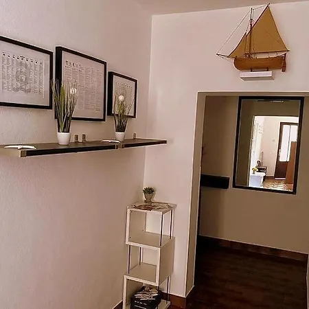 Appartement By The Sea Barbat, Rab - 22423 Rab Town